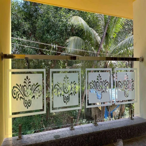 designer-decorative-glass-2.webp