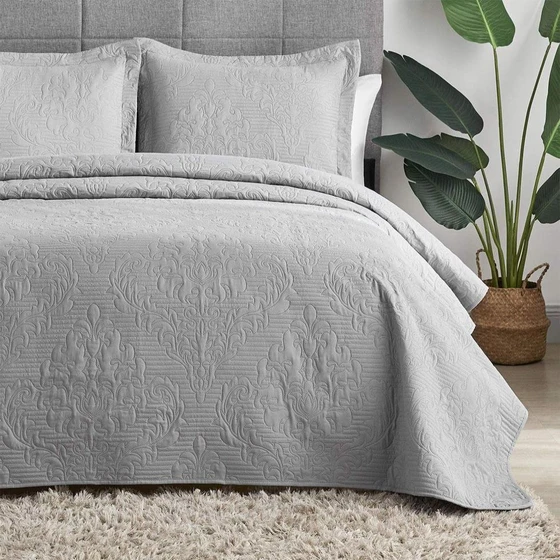 ultra-sonic-quilted-blanket-2.webp