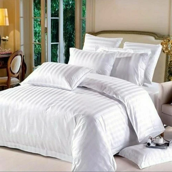 bed-hotel-quilt-2.webp