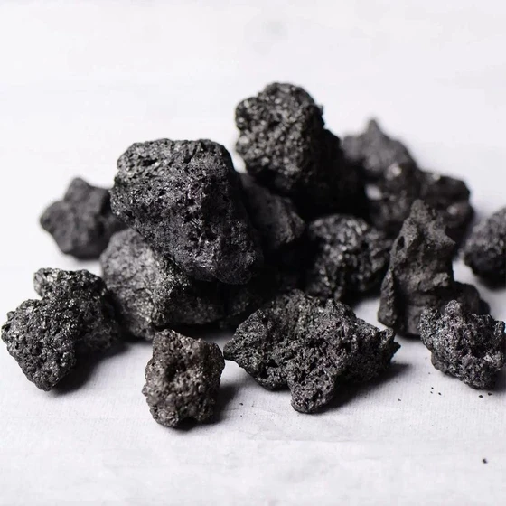Tar Pitch Lumps — Solid form industrial usage