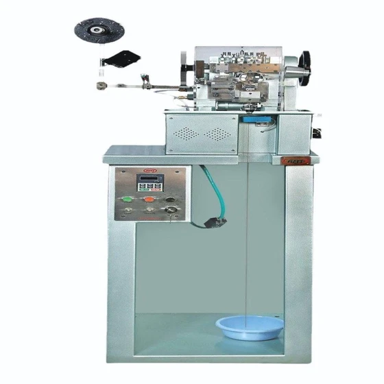 clasping-chain-machine-2.webp