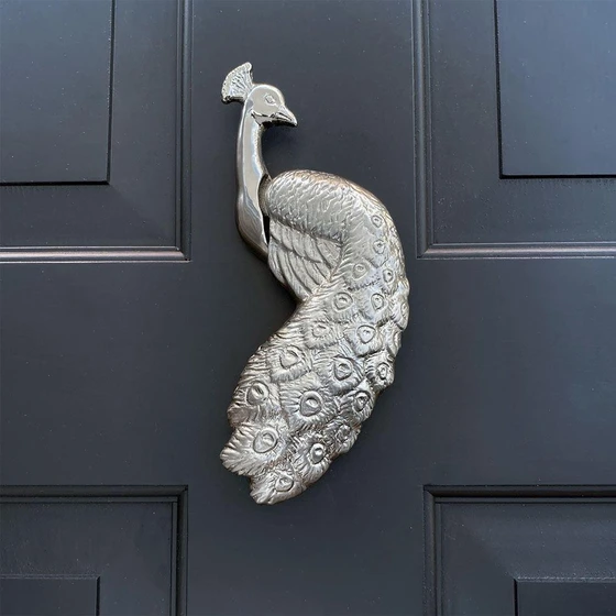 peacock-door-knockers-2.webp