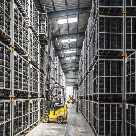 Pallet Racking Slotted — 1400mm 2700mm width