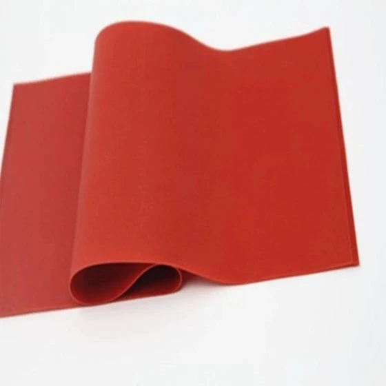 red-rubbers-soft-roll-2.webp