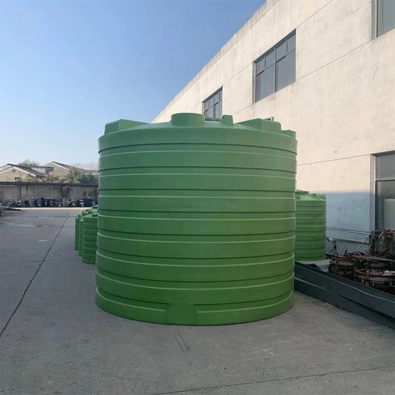 green-plastic-water-tank-2.webp