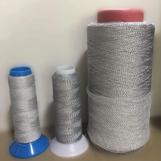 twist-reflective-yarn-1.webp