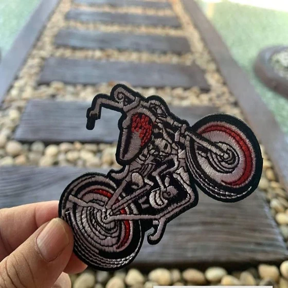 bike-embroidery-badges-2.webp