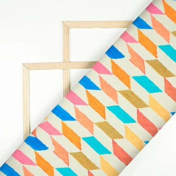 chiffon-geometrical-fabric-2.webp