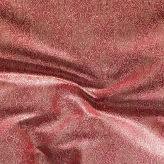 kashmiri-silk-fabric-2.webp