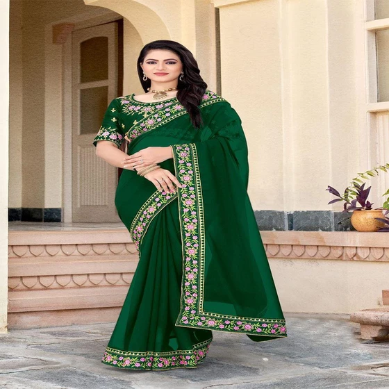 women-designer-sarees-2.webp