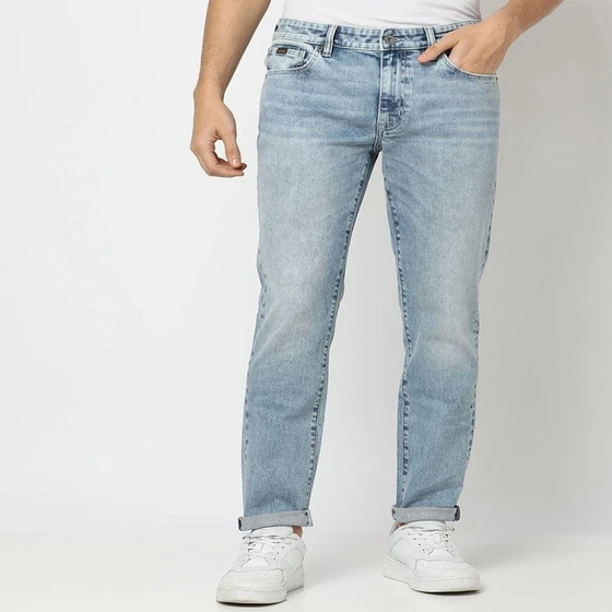 blue-faded-denim-jeans-2.webp