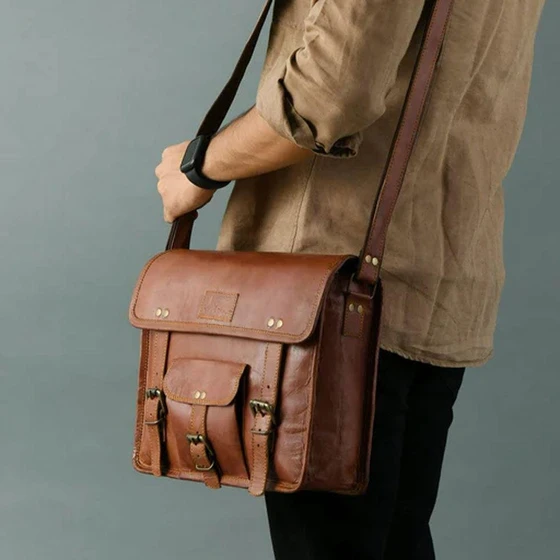 leather-side-bags-2.webp