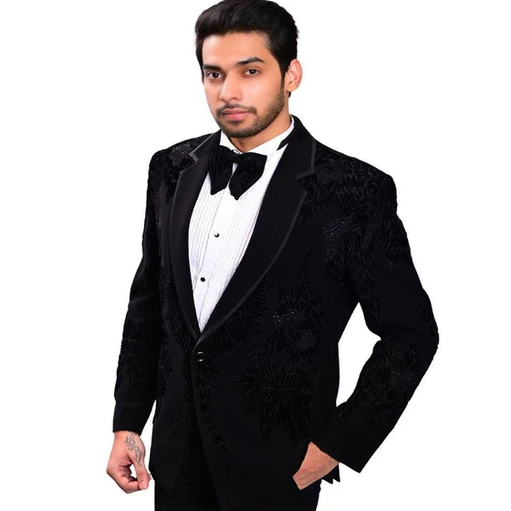 black-tuxedo-blazer-2.webp