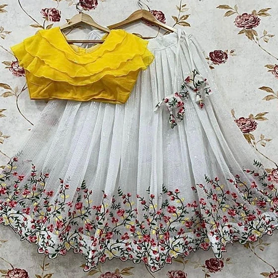 kids-designer-lehenga-2.webp