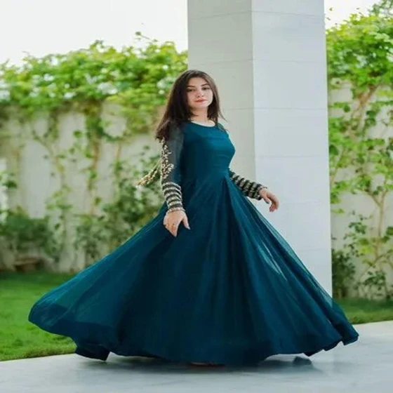 ladies-long-gown-1.webp