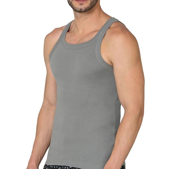 mens-gym-vest-2.webp