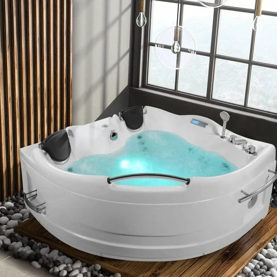 corner-whirlpool-bathtub-2.webp