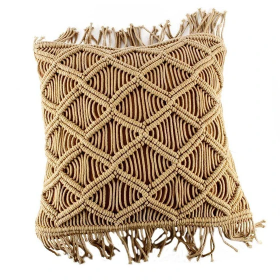macrame-cushions-2.webp