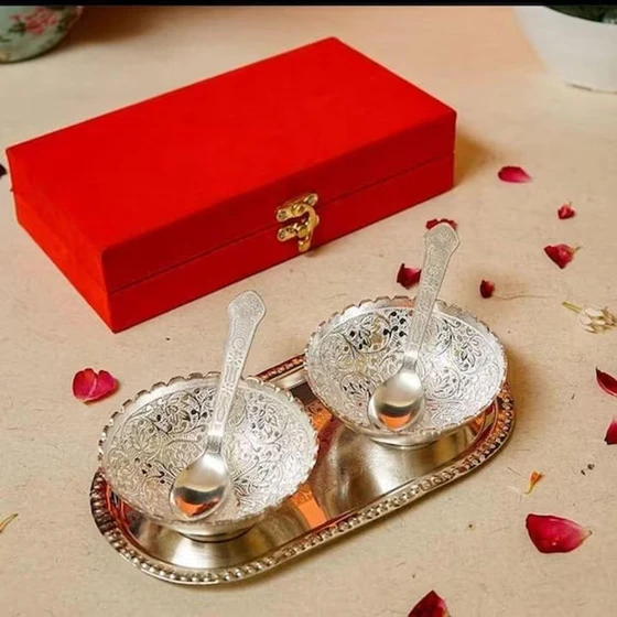 silver-plated-bowl-spoon-2.webp