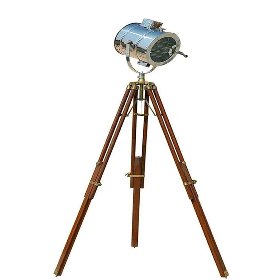 nautical-vintage-spotlight-2.webp