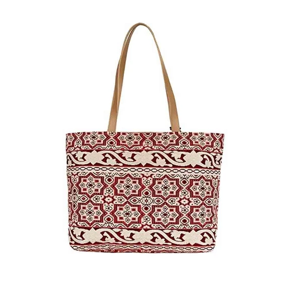 top-branded-handbags-for-ladies.webp