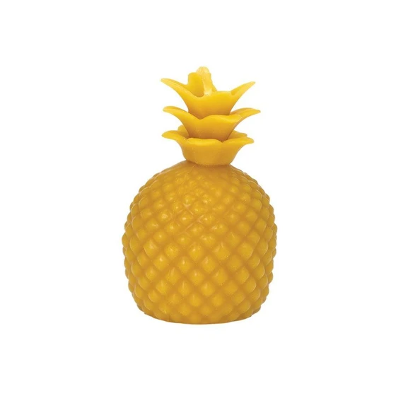pineapple-wax-statue-2.webp