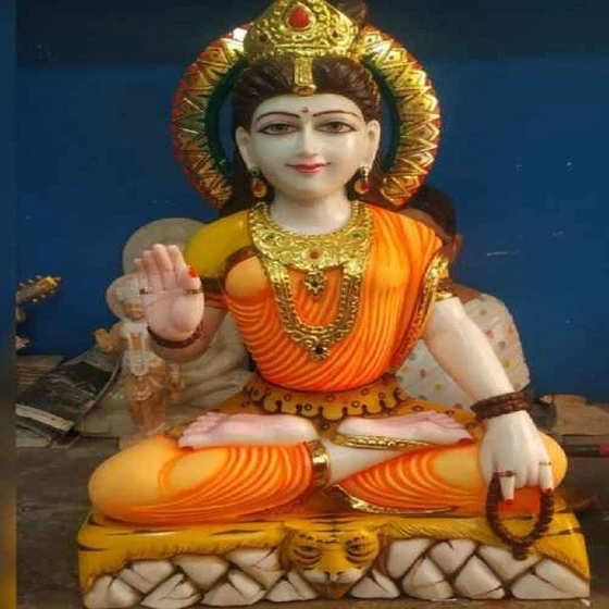 marble-parvati-statue-2.webp
