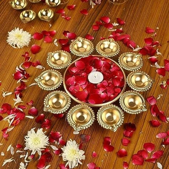 golden-floating-diya-2.webp
