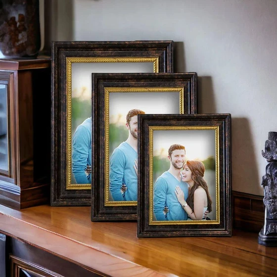 photo-frames-wooden-2.webp