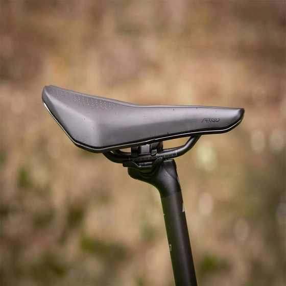 bicycle-saddle-2.webp