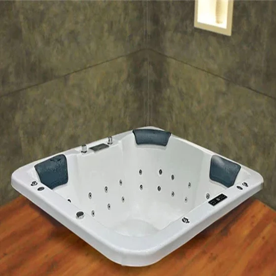 white-outdoor-spa-tub-2.webp