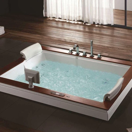 square-indoor-spatub-2.webp