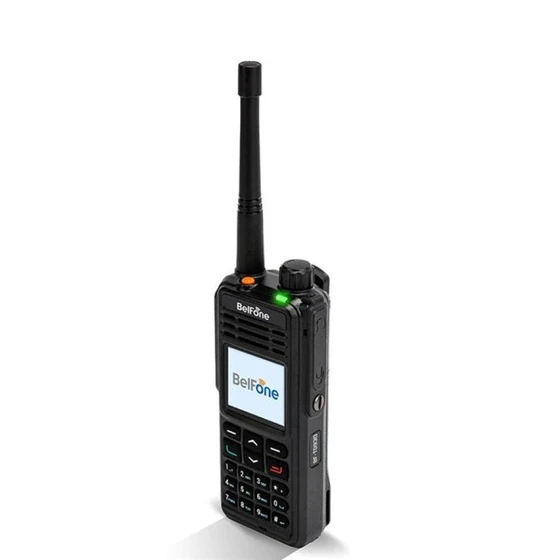 portable-trunking-radio-2.webp
