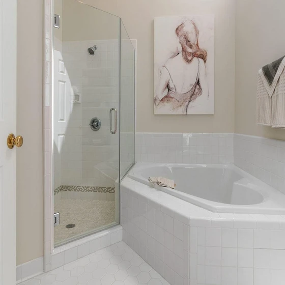 designer-corner-bathtub-2.webp