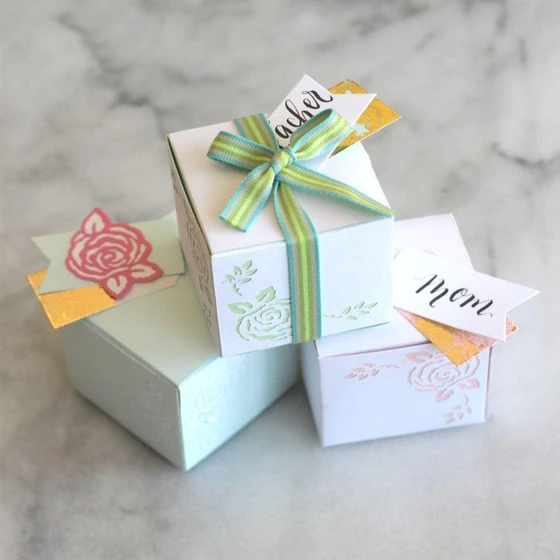 paper-gift-box-2.webp