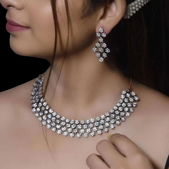 diamond-jewellery-2.webp