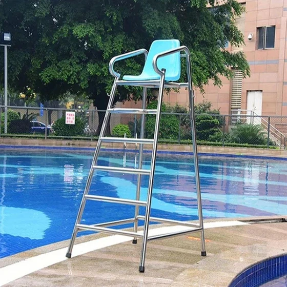 portable-lifeguard-chair-2.webp