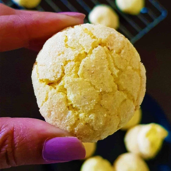 mango-flavour-cookies-1.webp
