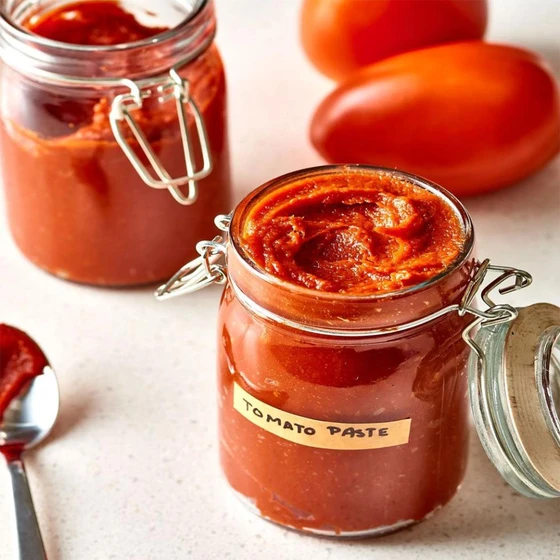 soft-tomato-paste-1.webp