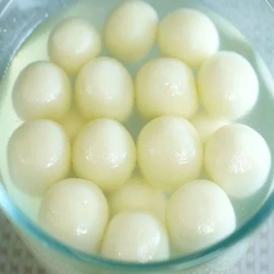 white-fresh-rasgulla-1.webp