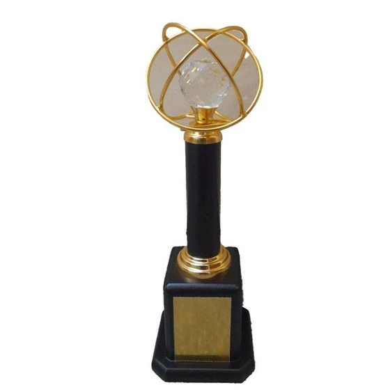 polished-award-trophies-2.webp