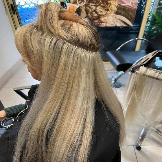weft-hair-extensions-2.webp