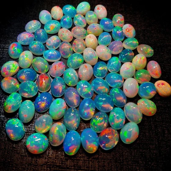 ethiopian-opal-gemstones-2.webp