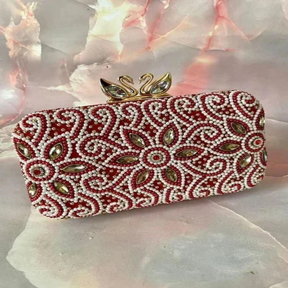 polished-ladies-clutches-2.webp