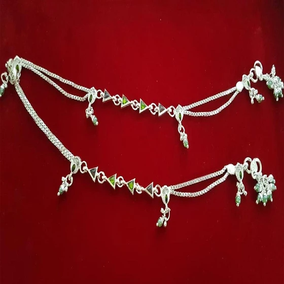 fancy-silver-anklet-2.webp