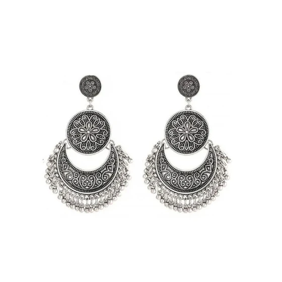 metal-fancy-earring-1.webp