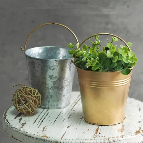 silver-bucket-planter-2.webp