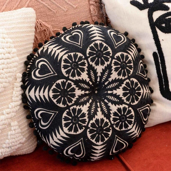 round-black-embroidery-cushion-2.webp
