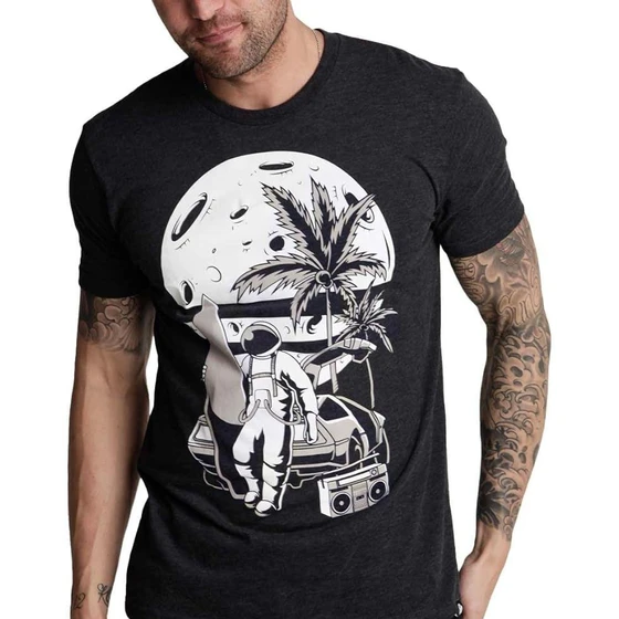 men-graphic-t-shirts-2.webp