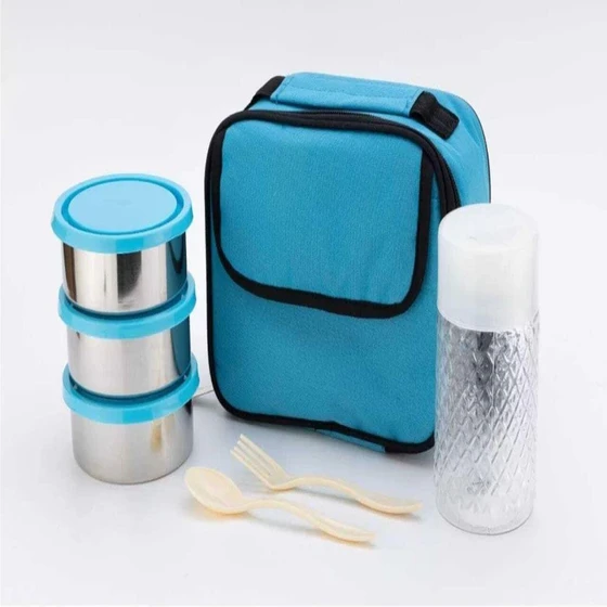 plastic-lunch-box-set-2.webp